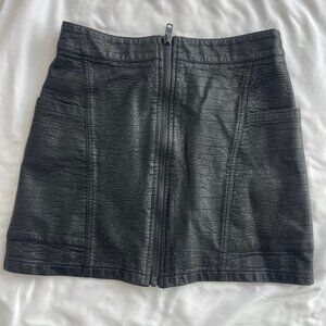 Princess Polly Dynasty Mini Leather Skirt Size 4